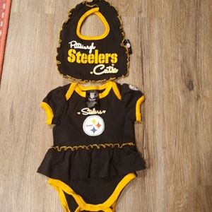 Steelers onesie and bib